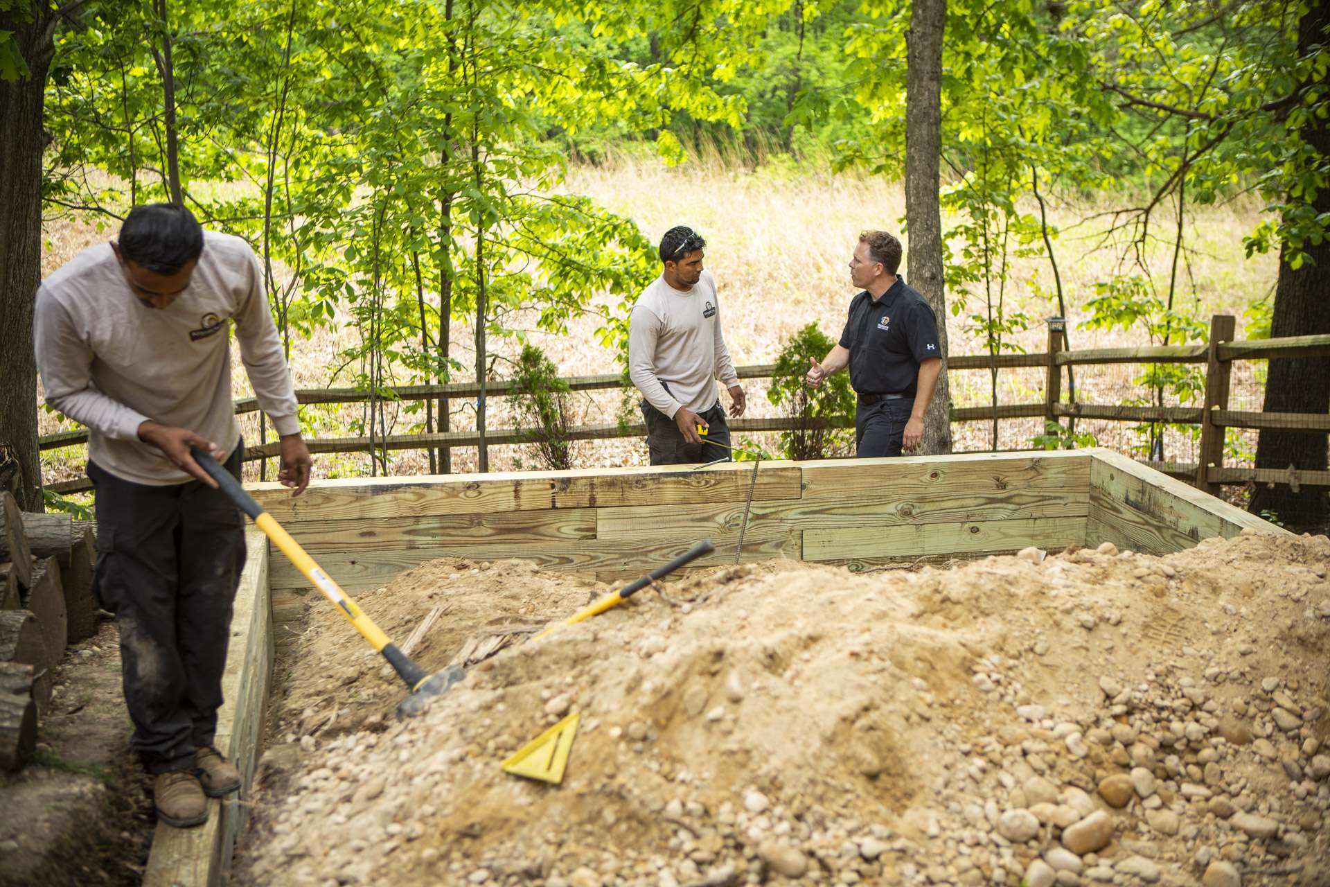 construction-crew