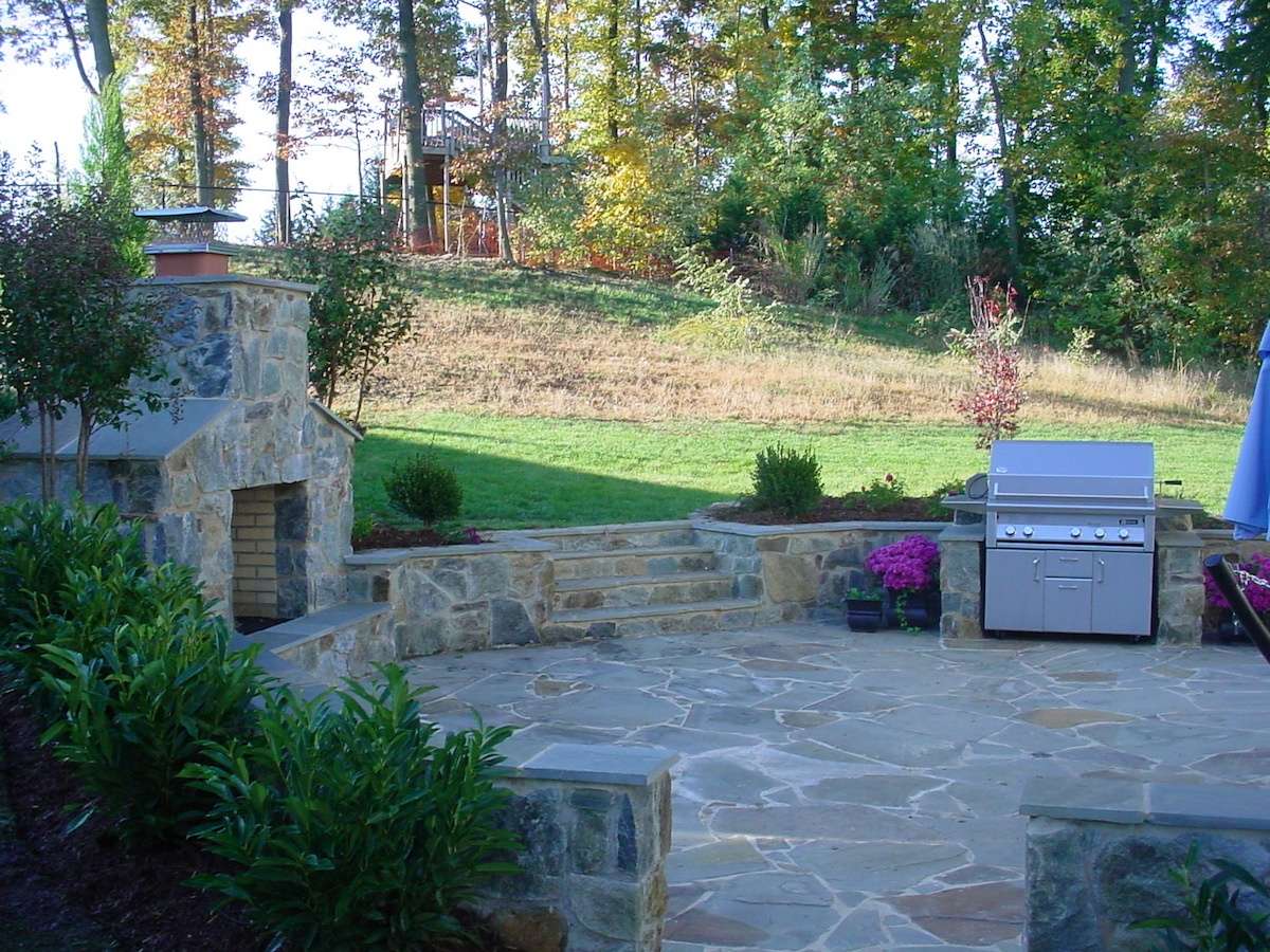 stone-wall-patio-fireplace-kitchen-2