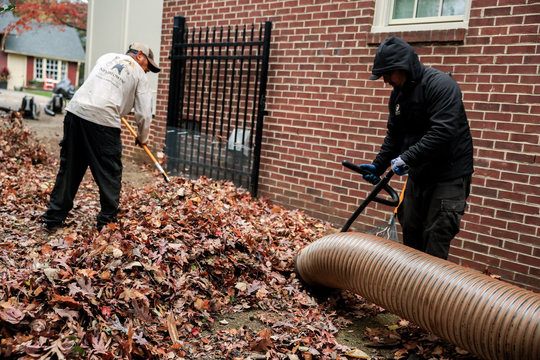 maintenance team fall cleanup leaf blowers lawn 15