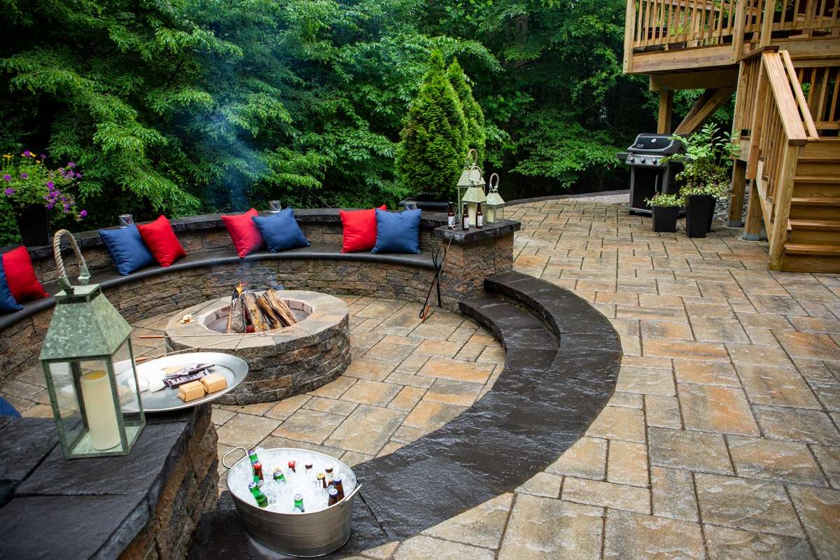 Landscape Design Tips: Combining Decks And Patios For Multi-Level Perfection