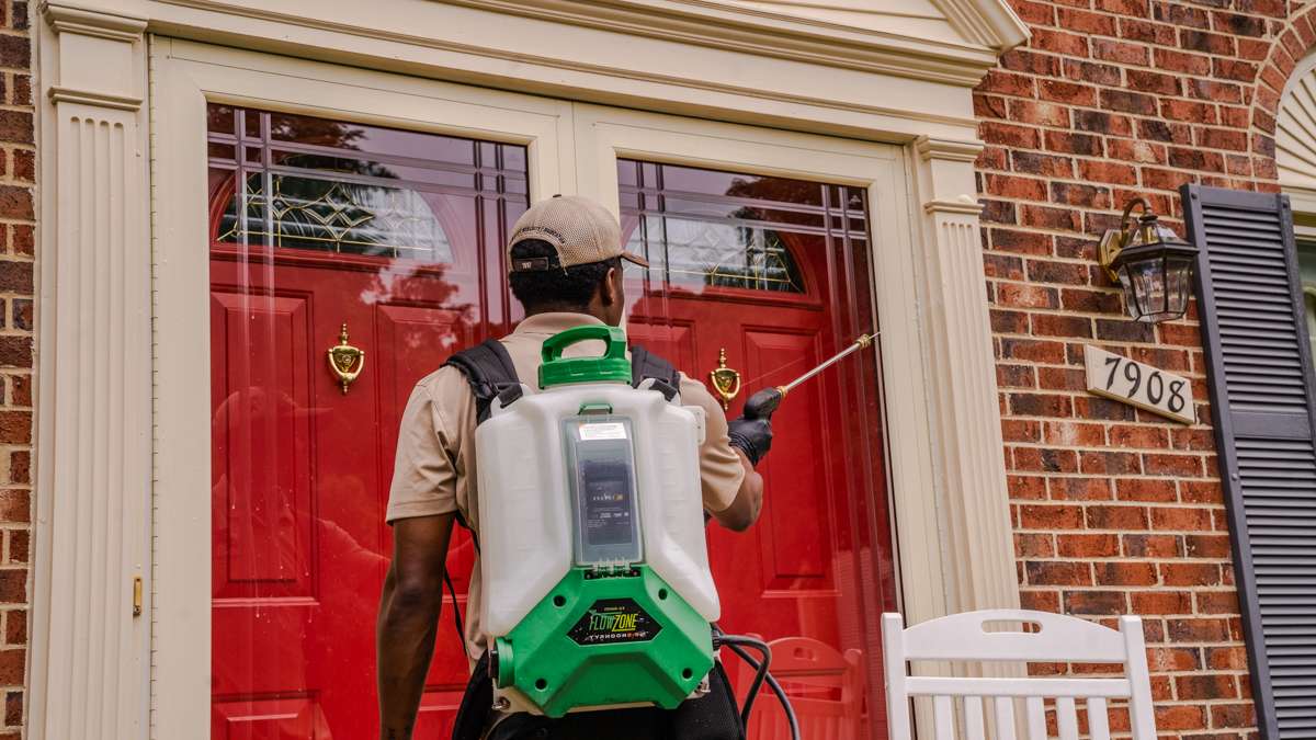 Pest-control-treatment-door