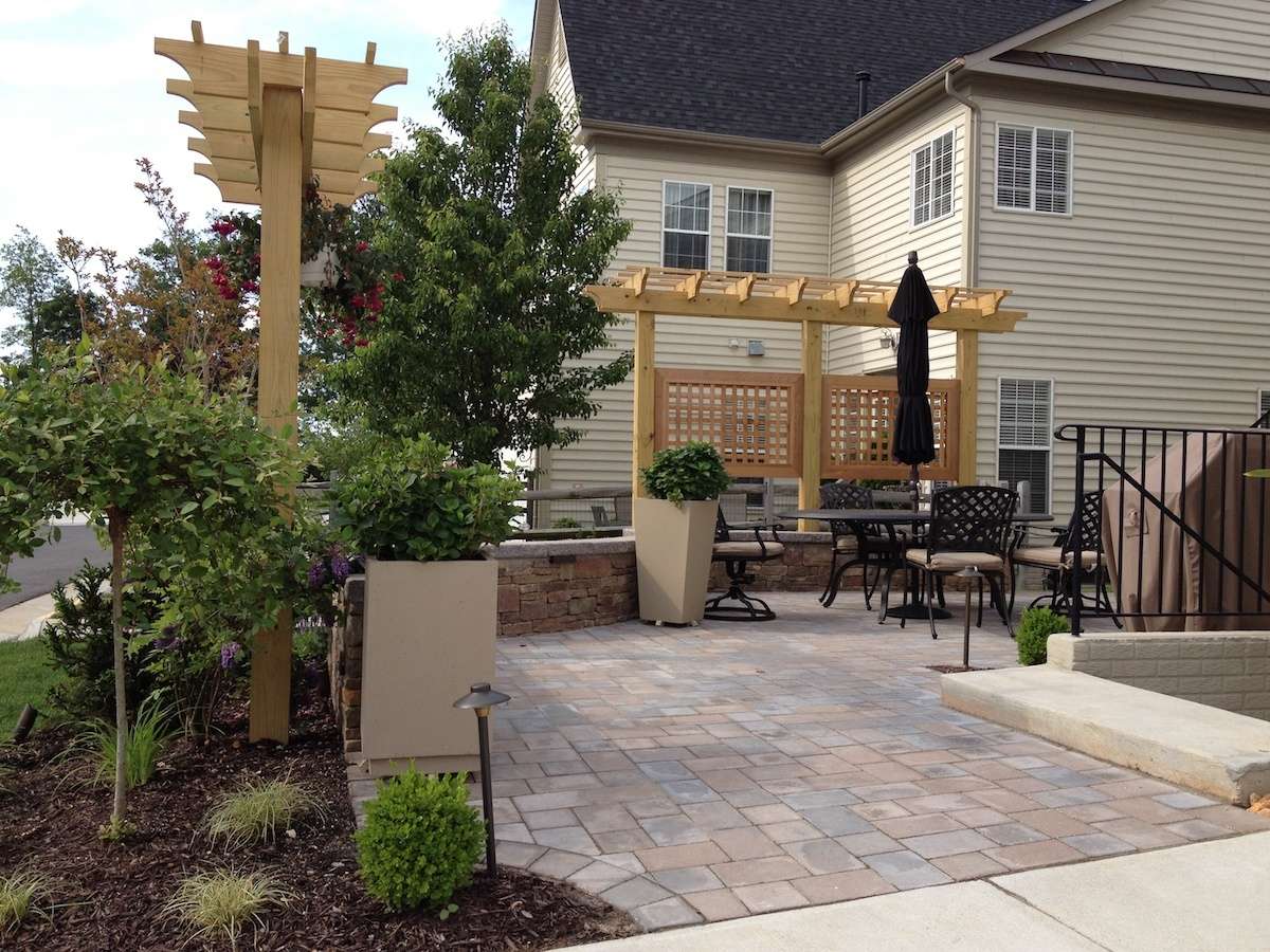 paver patio privacy screen