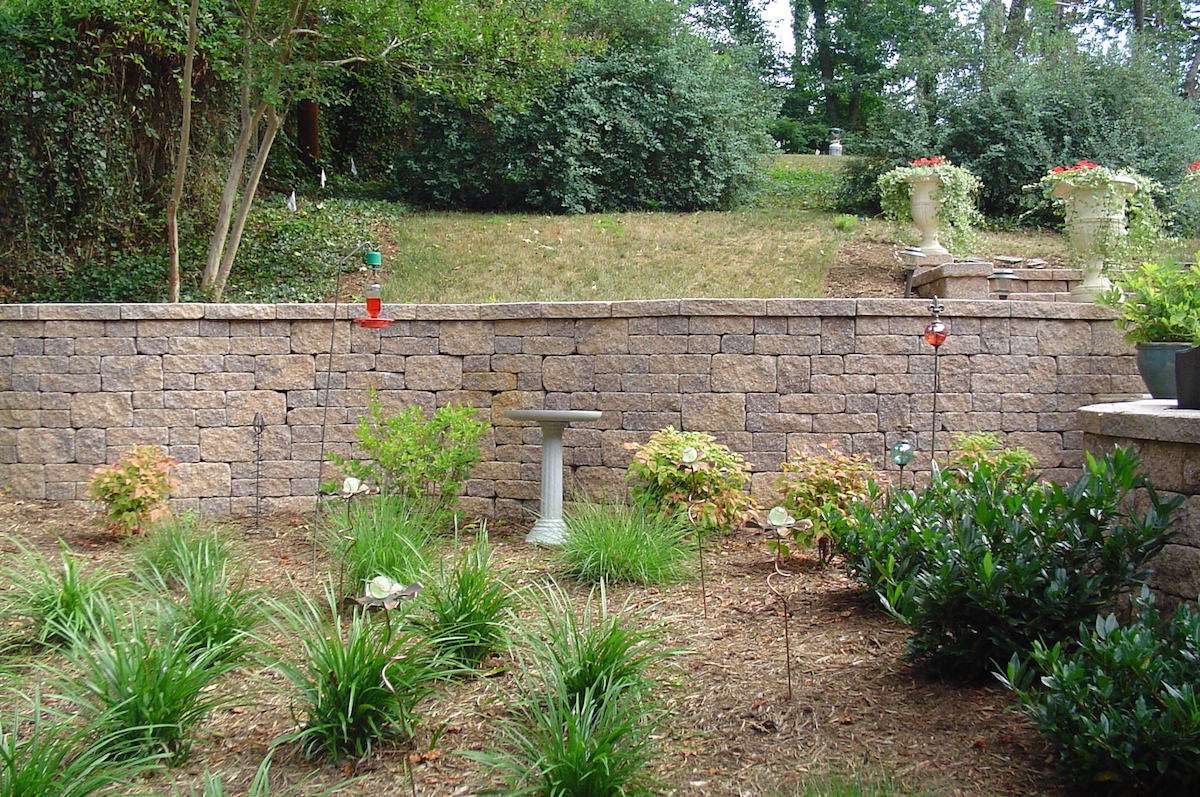 retaining wall in lawn