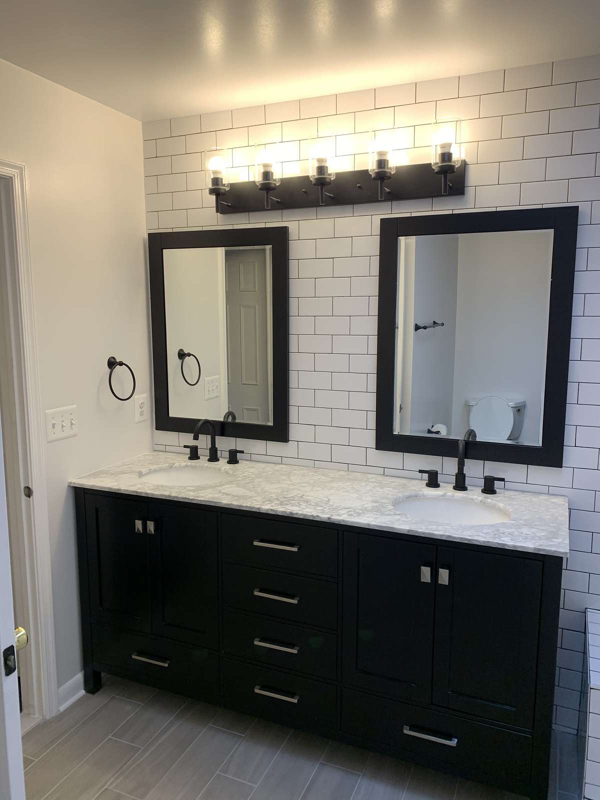 bathroom remodel after 1